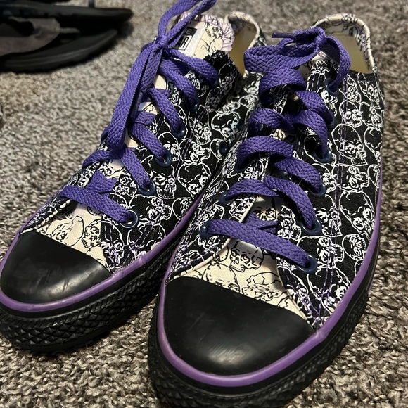 Custom unique skull design converse - Picture 2 of 4